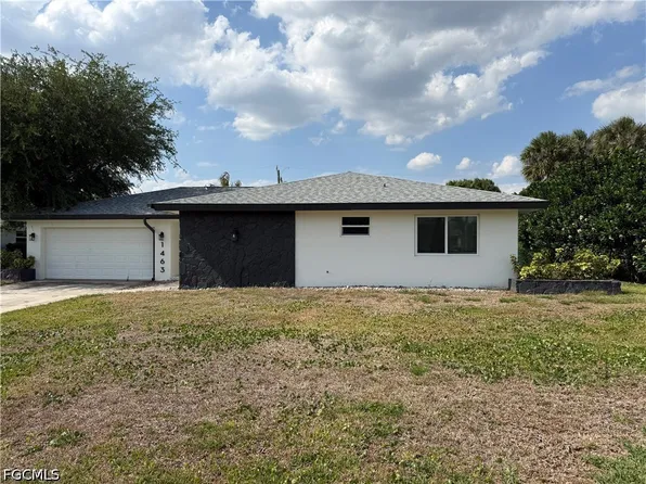 1463 Tanglewood Pkwy, Fort Myers, FL 33919