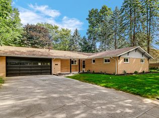 305 Shady Ln, Kouts, IN 46347