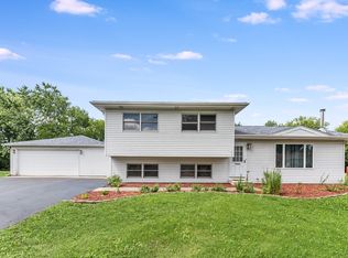 811 Peale St, Joliet, IL 60433