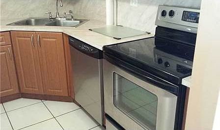 5th image of 9460 Fontainebleau Blvd APT 334