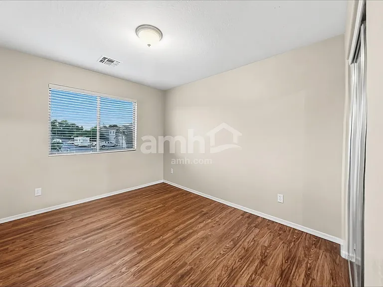1593 E Megan Dr — Photo 19