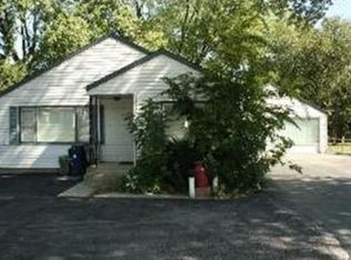 1317 S Main St, Algonquin, IL 60102