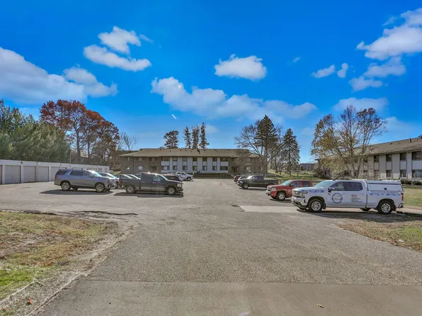 Oakridge Apartments, 6001-6023 E Viking Blvd #959df3c91, Wyoming, MN 55092