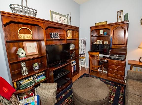 5th image of 17965 Ashmont Pl