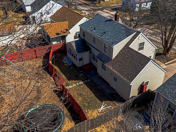 5th image of 1613 20th Ave