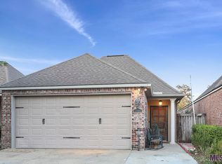 7565 Crepe Myrtle Ln, Denham Springs, LA 70706