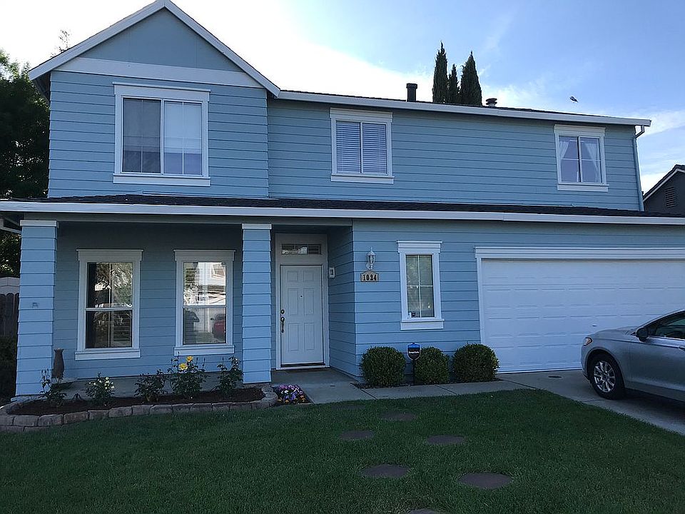 1st image of 1024 Barnes Cir