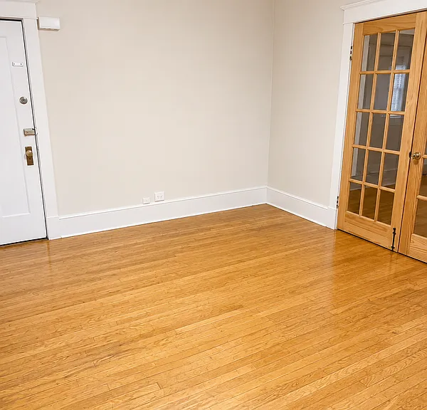 921 Park Ave #6 — Photo 6