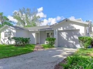 5039 NW 3rd Ter, Boca Raton, FL 33431