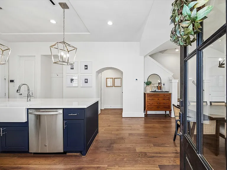 852 Fisher St #C — Photo 8