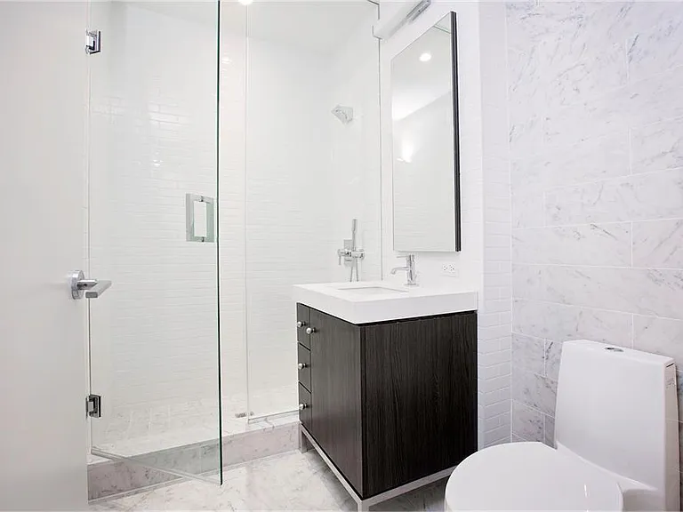416 W 52nd St #315 — Photo 5