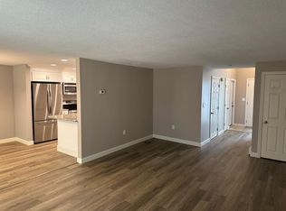 190 Indian Rock Rd, Merrimack, NH 03054