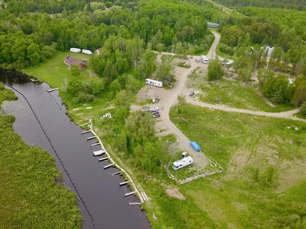 30 Lake Ave S, Tower, MN 55790