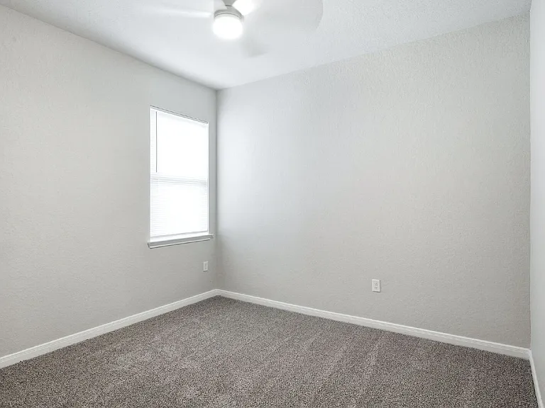 5950 Larkspur Valley — Photo 32