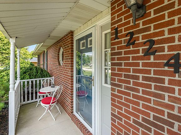 5th image of 1224 Collingwood Ct
