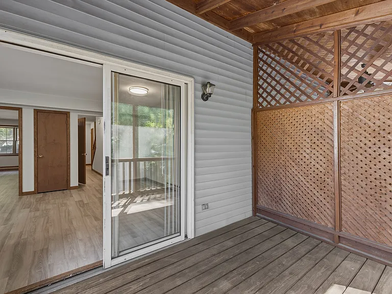 630 Galen Dr — Photo 29