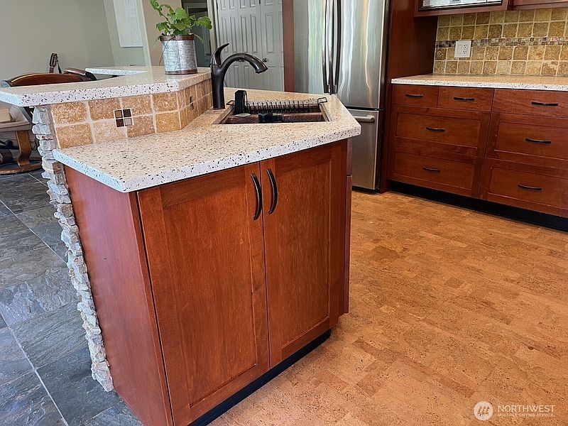 4th image of 6036 N Star Road