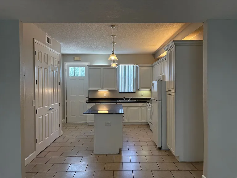 2017 Grand Oak Dr — Photo 8