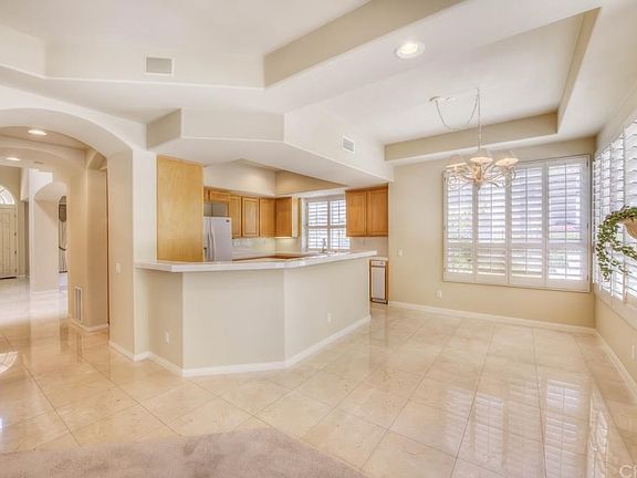 2nd image of 116 S Vista Grande