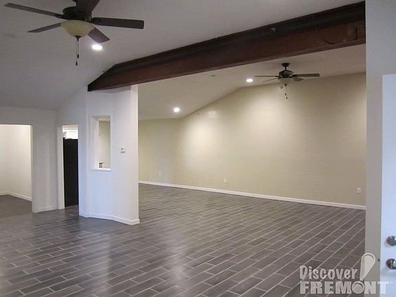 3rd image of 221 Croghan St #A