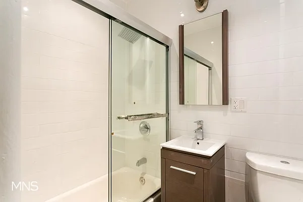 Rented by MNS Marketing | media 18