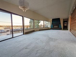 3107 W Commodore Way #402, Seattle, WA 98199