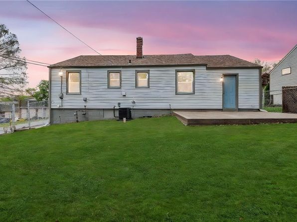 513 NE 42nd Ter, Kansas City, MO 64116