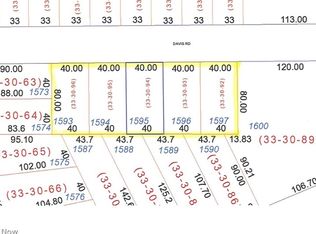 Davis Rd, Lake Milton, OH 44429