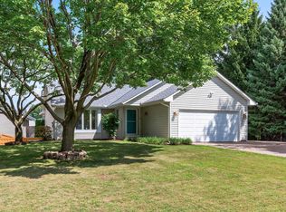 1577 Pacific Ave, Eagan, MN 55122