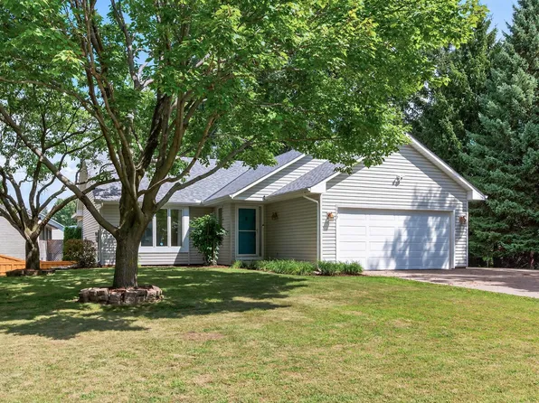 1577 Pacific Ave, Eagan, MN 55122