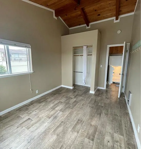490 Whidbey St #A — Photo 15