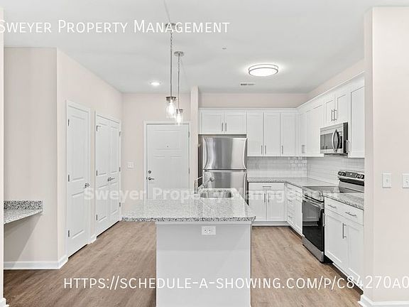 4th image of 5614 Lucas Ct #302