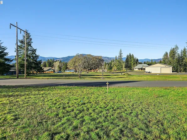 20 Husum St, White Salmon, WA 98672