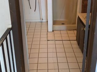 230 Amity Ave APT 2, Muskegon, MI 49442