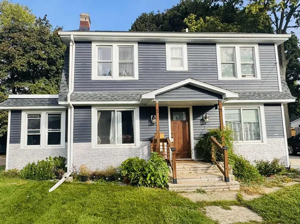2105 Gull Rd, Kalamazoo, MI 49048