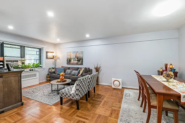 Sold by Compass | media 2