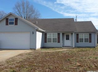28 Rae Cv, Medina, TN 38355