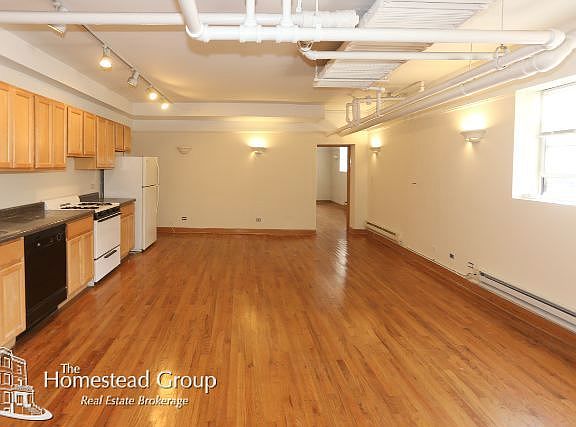 5th image of 3449 N Sheffield Ave #1GARDEN