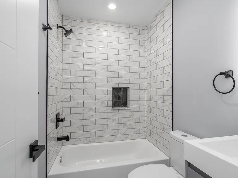 Hallway full bathroom
