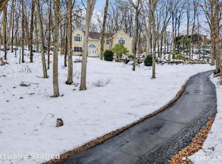 123A Peaceable St, Redding, CT 06896