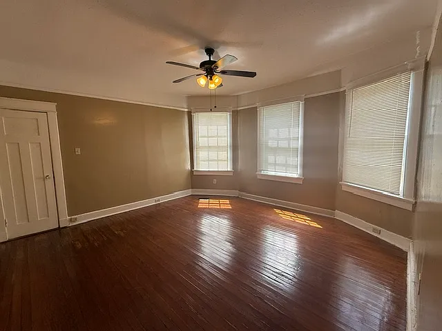 4001 Banks St — Photo 13