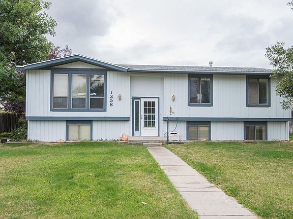 2nd image of 1358 Boulevard Ave