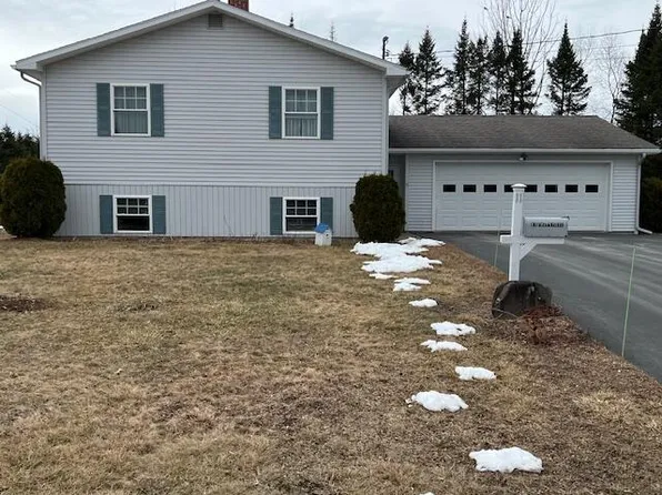 11 Forest Avenue, Caribou, ME 04736