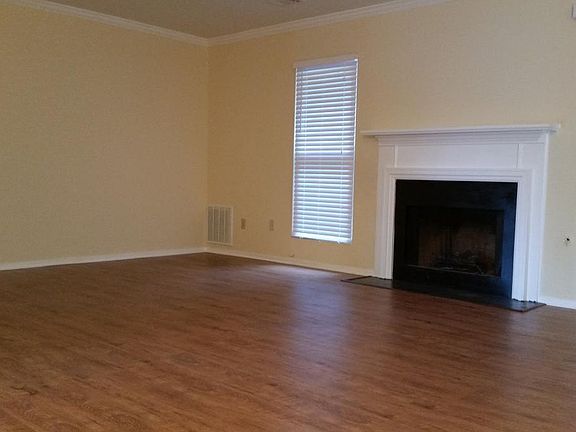 Living Room with Gas Log Fireplace