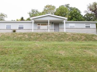 6534 Sunset Dr, High Ridge, MO 63049