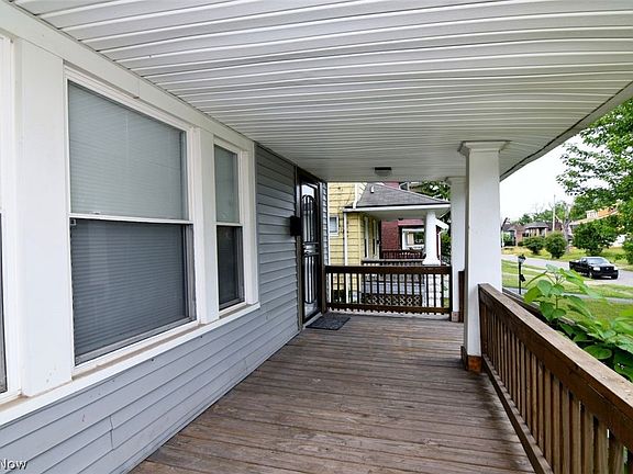 3rd image of 3369 E 139th St