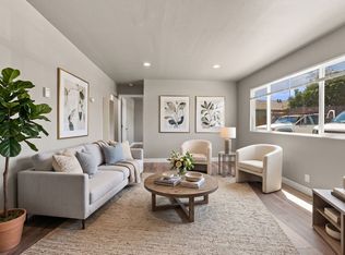 821 Blossom Way APT 4, Hayward, CA 94541