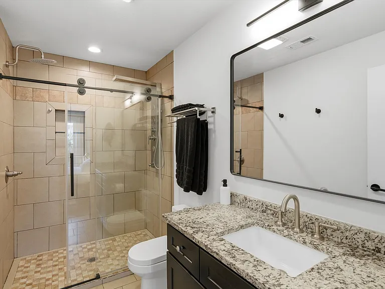 103 Marion St — Photo 15