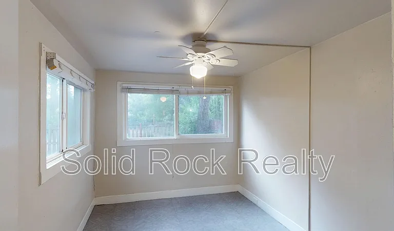 511 E Platte Ave #1 — Photo 11