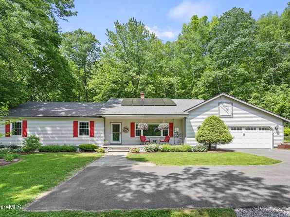 83 Bradley St, North Adams, MA 01247